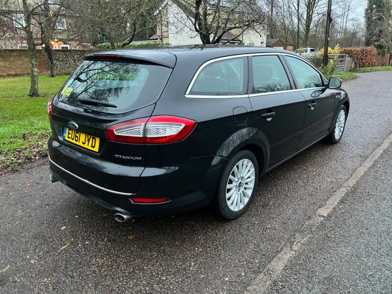 FORD MONDEO    2011