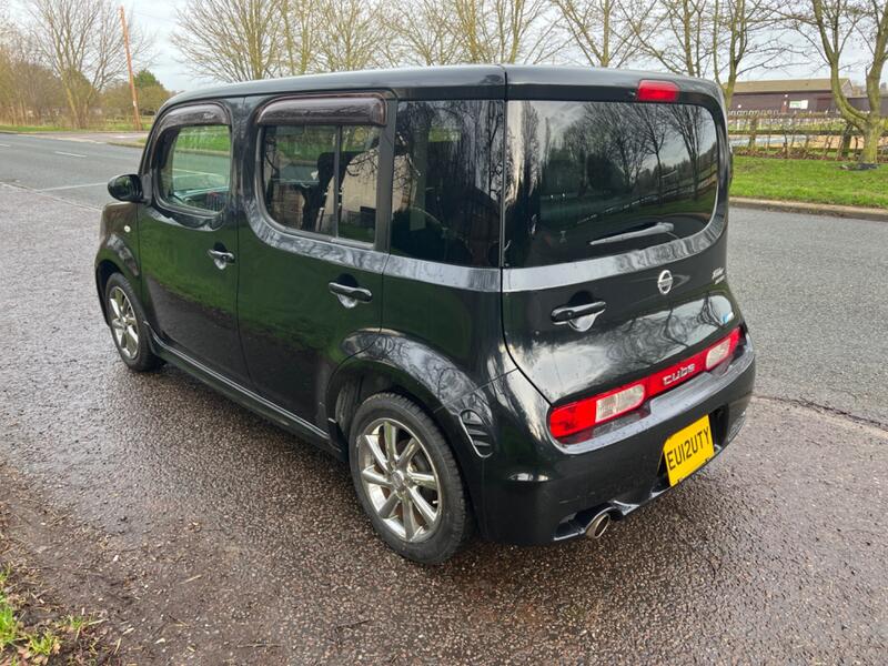 NISSAN CUBE 1.5 RIDER AUTECH AUTO 2012