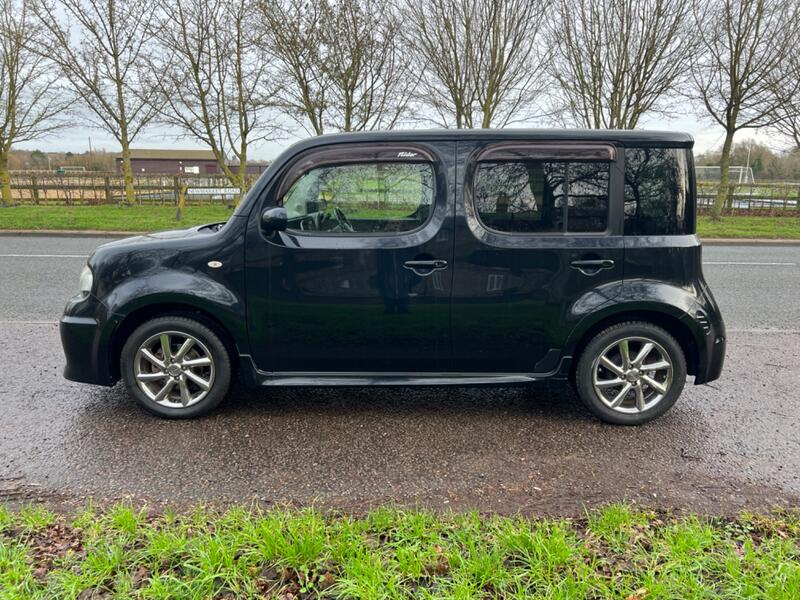 NISSAN CUBE 1.5 RIDER AUTECH AUTO 2012