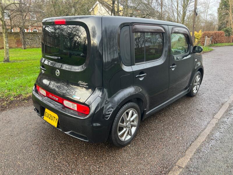 NISSAN CUBE 1.5 RIDER AUTECH AUTO 2012