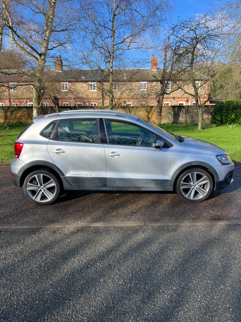 VOLKSWAGEN POLO 1.2se tsi dsg auto 2012