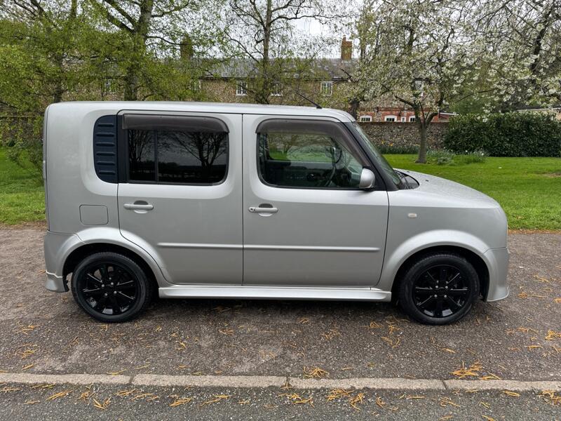 NISSAN CUBE 1.5 RIDER AUTECH AUTO 2006