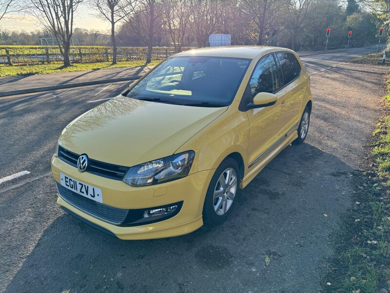 VOLKSWAGEN POLO 1.2 TSI Tech SE 2011
