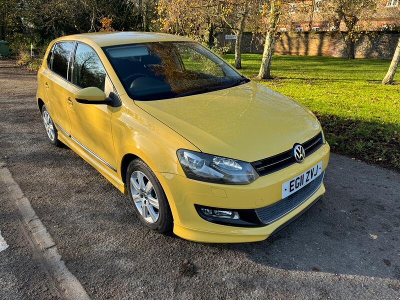 VOLKSWAGEN POLO 1.2 TSI Tech SE 2011