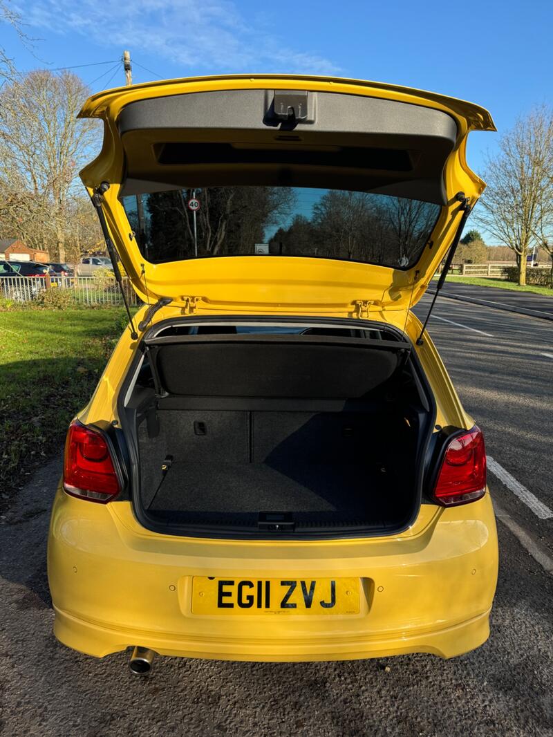 VOLKSWAGEN POLO 1.2 TSI Tech SE 2011
