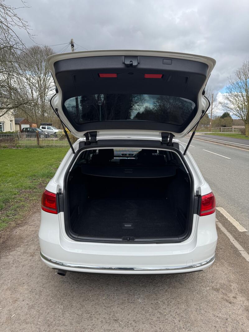 VOLKSWAGEN PASSAT 1.4tsi bluemotion auto Estate (2010 - 2015) 2014