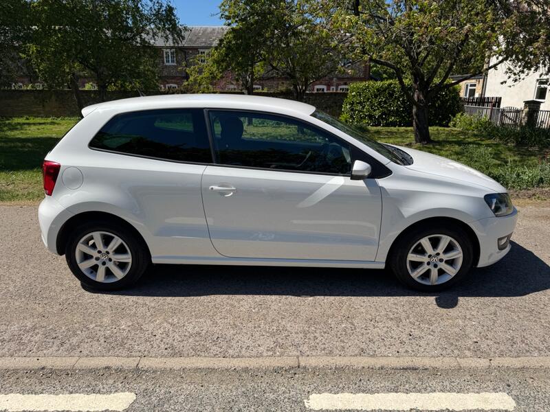 VOLKSWAGEN POLO 1.4 Match Edition 2014