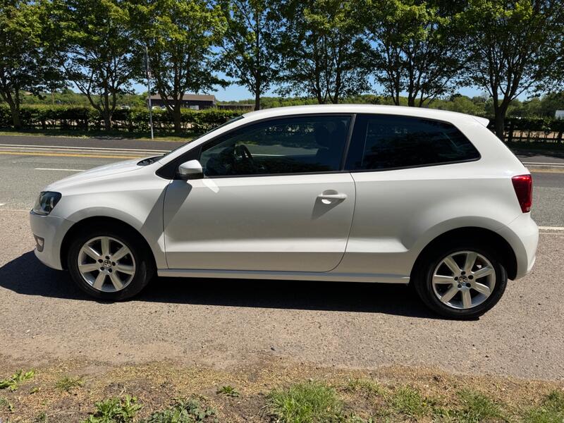 VOLKSWAGEN POLO 1.4 Match Edition 2014
