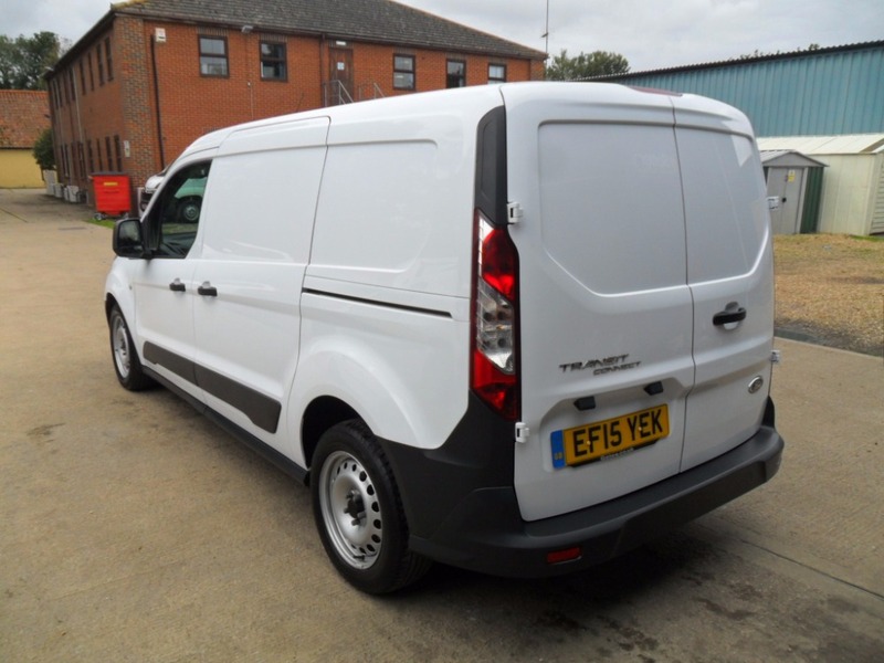 FORD TRANSIT CONNECT 240 P-V LWB 2015