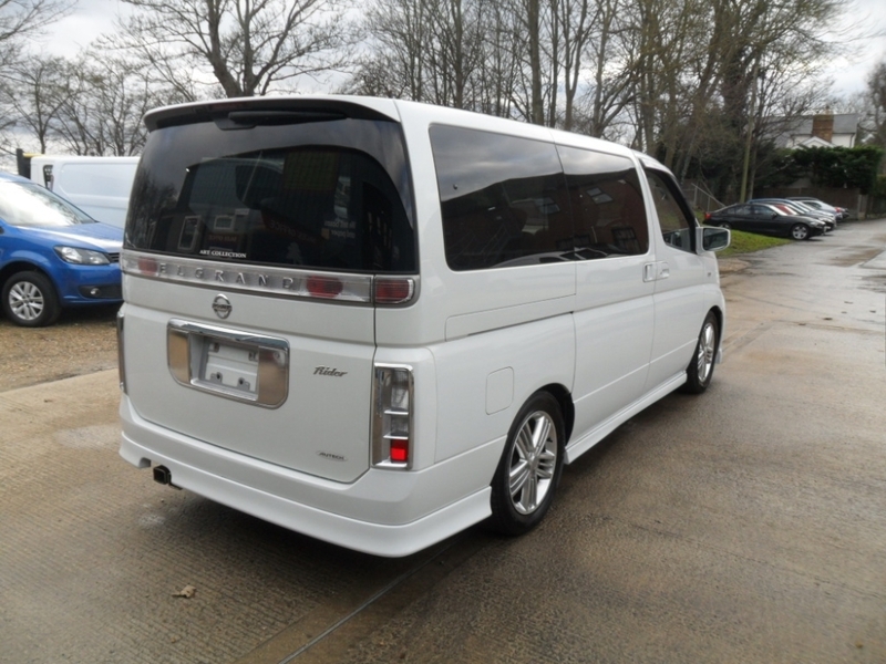 NISSAN ELGRAND e51 rider 2003