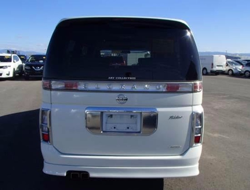 NISSAN ELGRAND e51 rider 2003