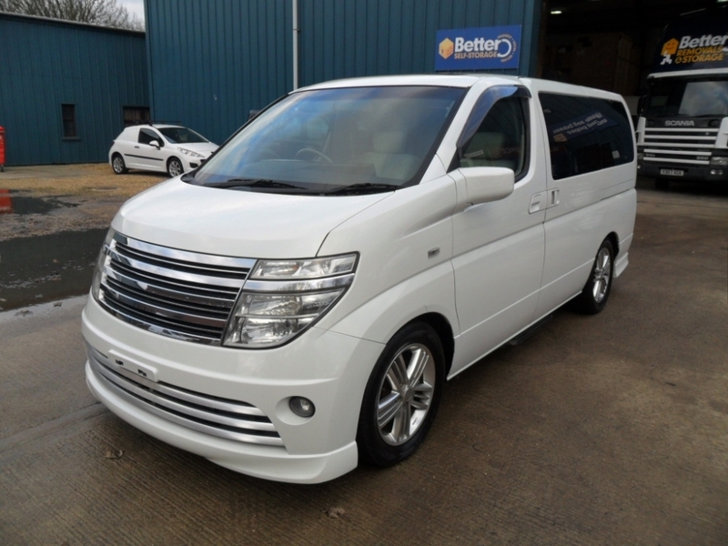 NISSAN ELGRAND e51 rider 2003