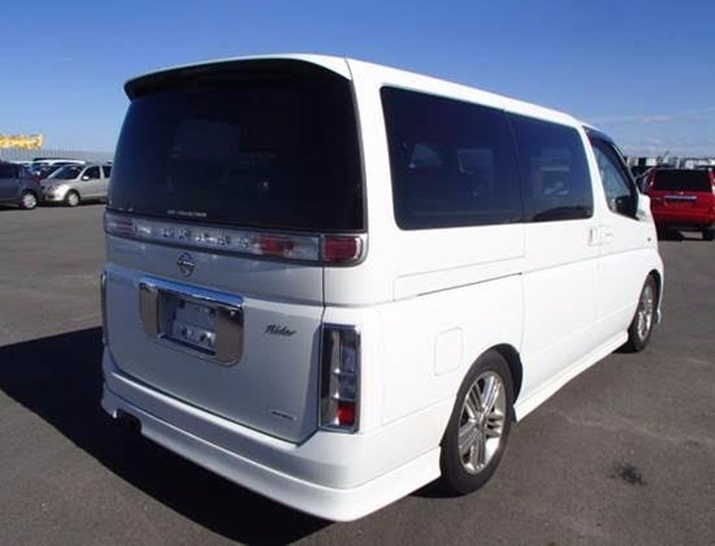 NISSAN ELGRAND e51 rider 2003