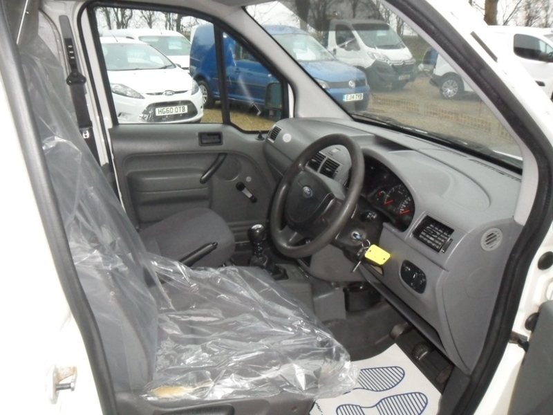 FORD TRANSIT CONNECT T200L SWB  2003