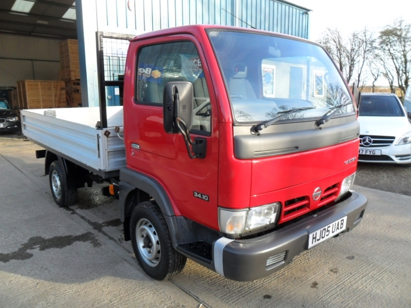 NISSAN CABSTAR 34.10 SWB TD 2005