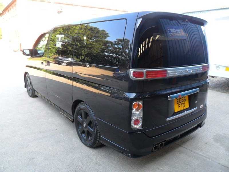 NISSAN ELGRAND RIDER S  4WD 2006