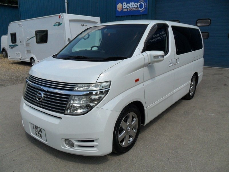 NISSAN ELGRAND HIGHWAY STAR 2004