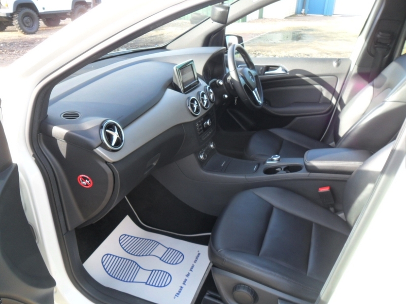 MERCEDES-BENZ B CLASS B180 CDI BLUEEFFICIENCY SPORT 2012