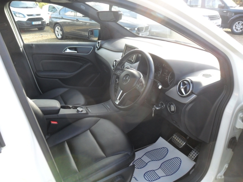 MERCEDES-BENZ B CLASS B180 CDI BLUEEFFICIENCY SPORT 2012