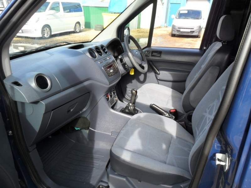 FORD TRANSIT CONNECT T230 HR 2010