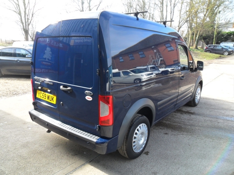 FORD TRANSIT CONNECT T230 HR 2010