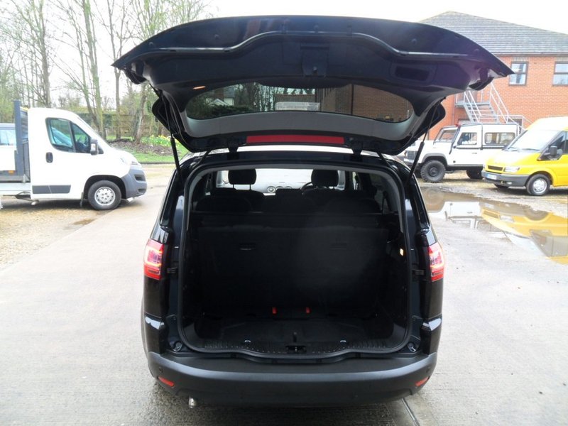 FORD S-MAX TITANIUM TDCI 2010