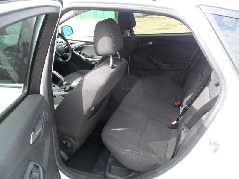 FORD FOCUS TITANIUM 2012