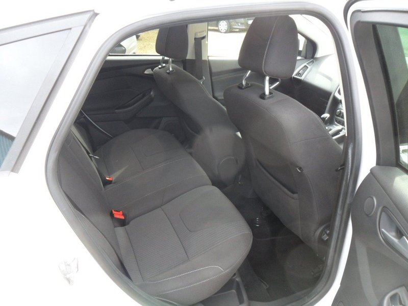 FORD FOCUS TITANIUM 2012