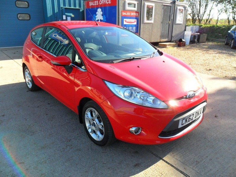 FORD FIESTA ZETEC 2012