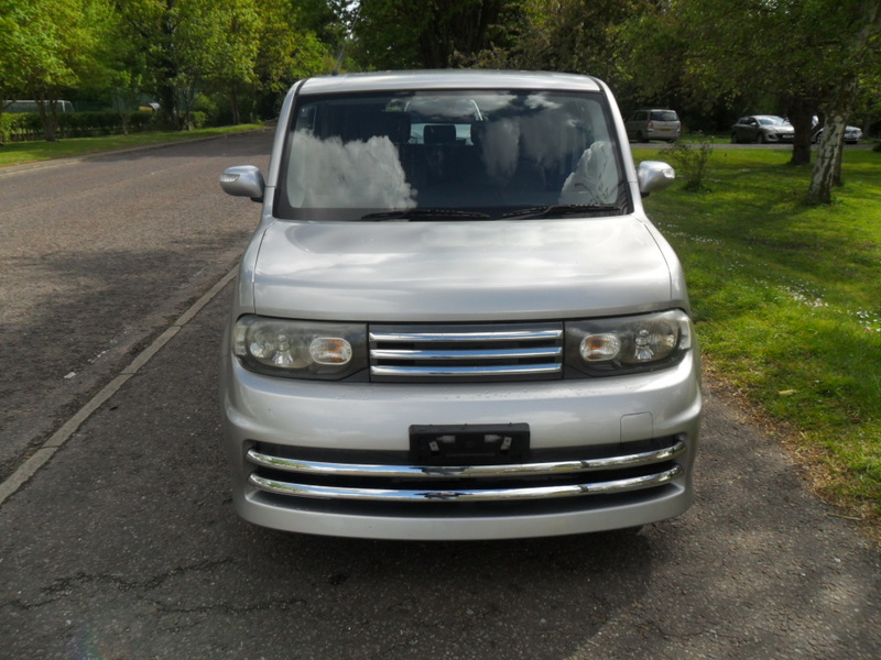 NISSAN CUBE RIDER AUTECH 2009