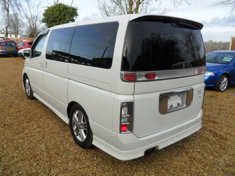 NISSAN ELGRAND RIDER 4WD 2003