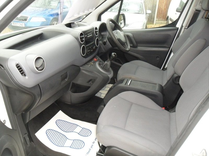 PEUGEOT PARTNER HDi 92 S L1 850 2013