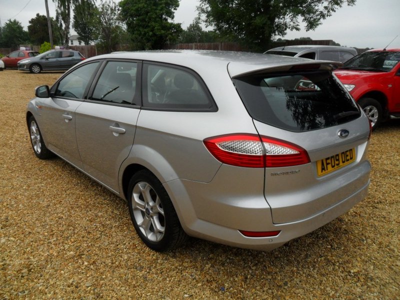 FORD MONDEO 2.0 DIESEL ZETEC MANUAL 2009