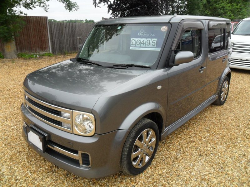 NISSAN CUBE RIDER AUTECH 7 SEATER E4WD 2006