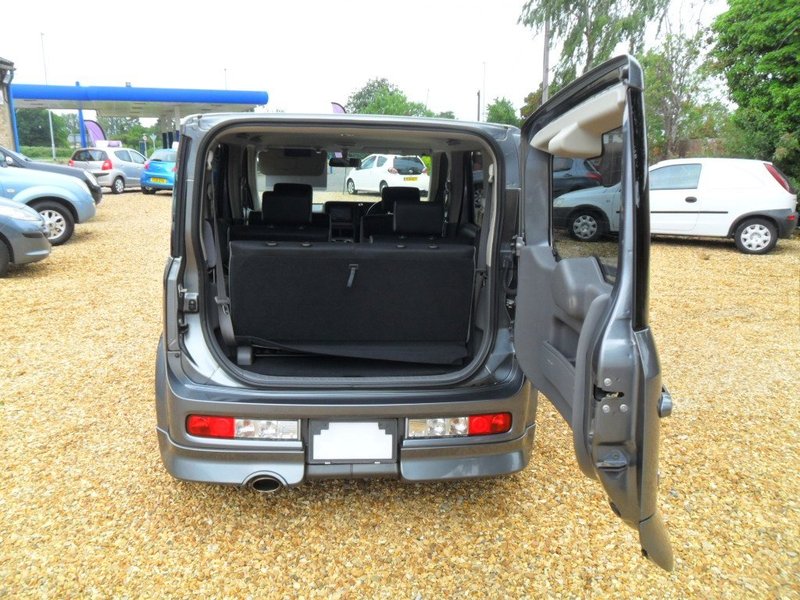 NISSAN CUBE RIDER AUTECH 7 SEATER E4WD 2006