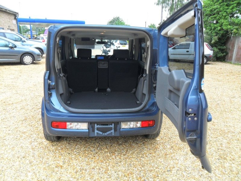 NISSAN CUBE 7 SEATER CUBIC XR 2006