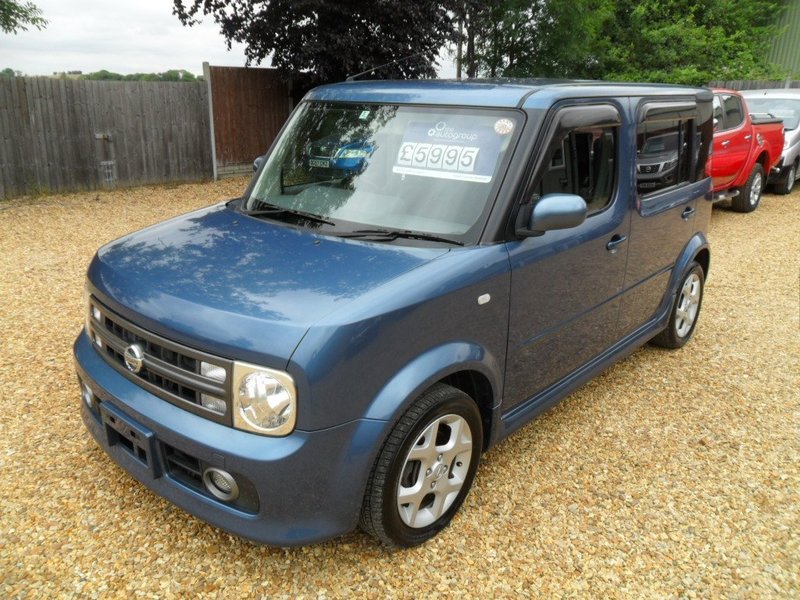 NISSAN CUBE 7 SEATER CUBIC XR 2006