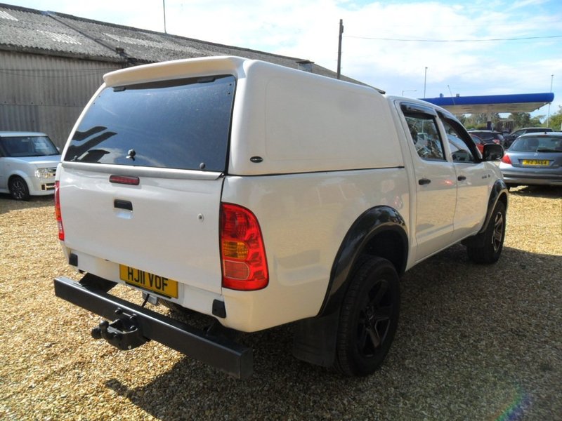 TOYOTA HILUX D-4D 140 HL2 2011