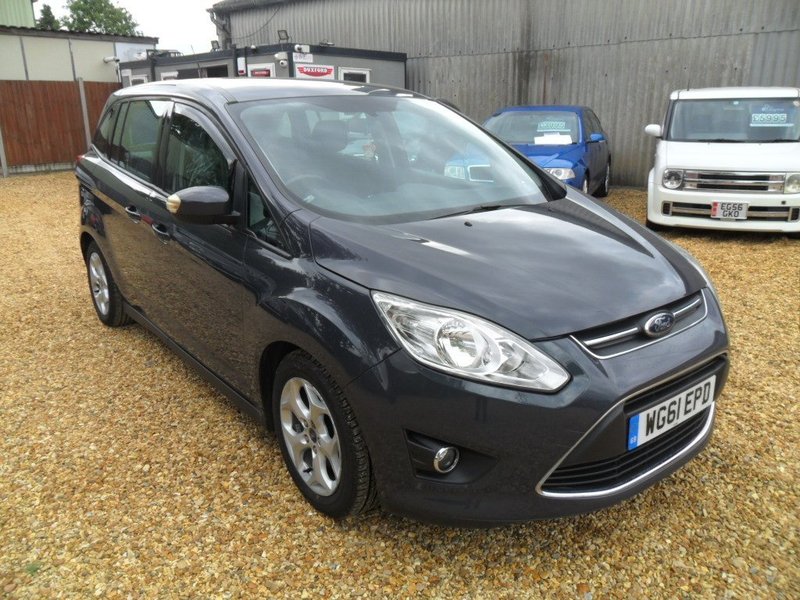 FORD GRAND C-MAX ZETEC PETROL MANUAL 7 SEATER 2011