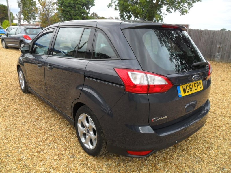 FORD GRAND C-MAX ZETEC PETROL MANUAL 7 SEATER 2011