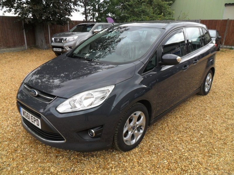 FORD GRAND C-MAX ZETEC PETROL MANUAL 7 SEATER 2011