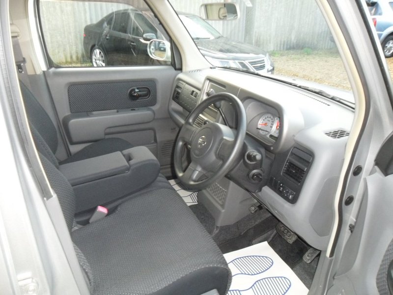 NISSAN CUBE 1.5 auto xm facelift model 2008