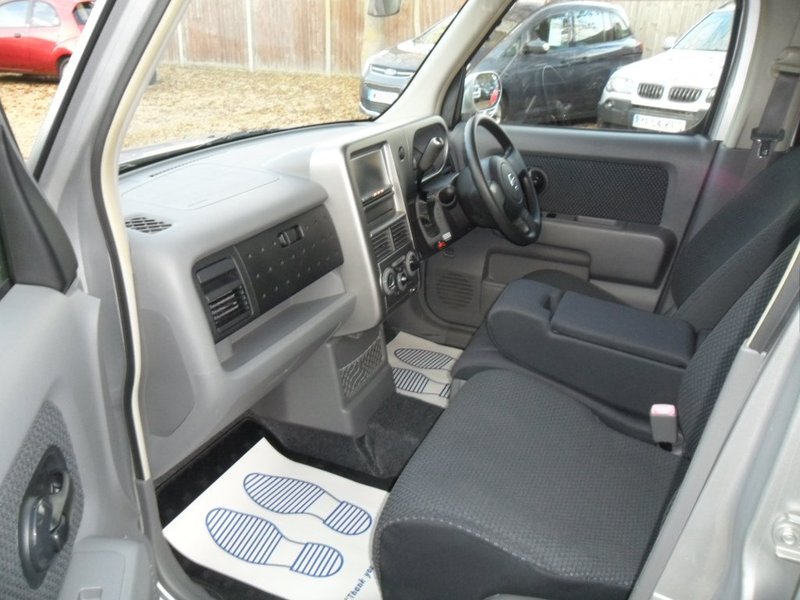 NISSAN CUBE 1.5 auto xm facelift model 2008