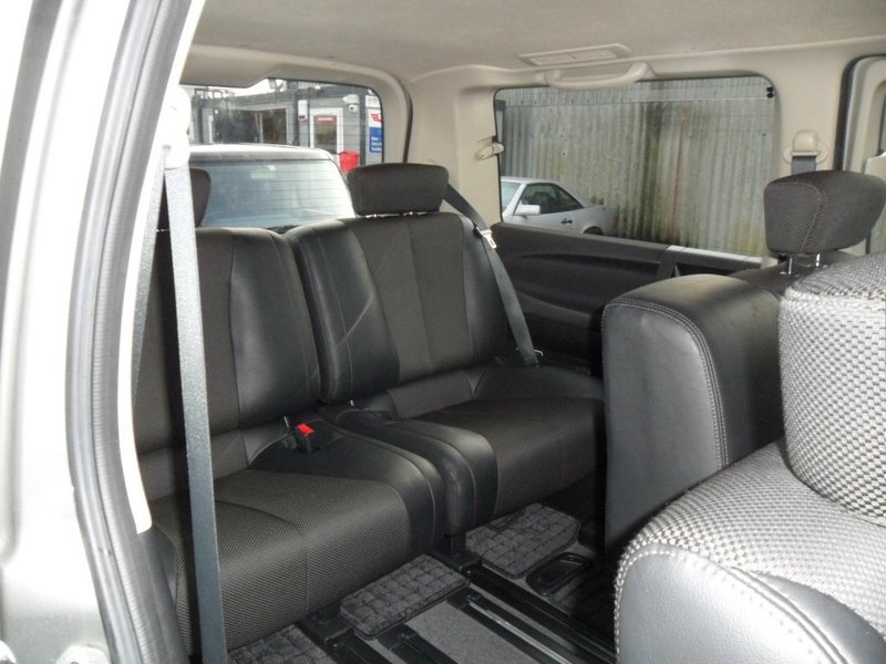 NISSAN ELGRAND 3.5 highway star gen 2 2005