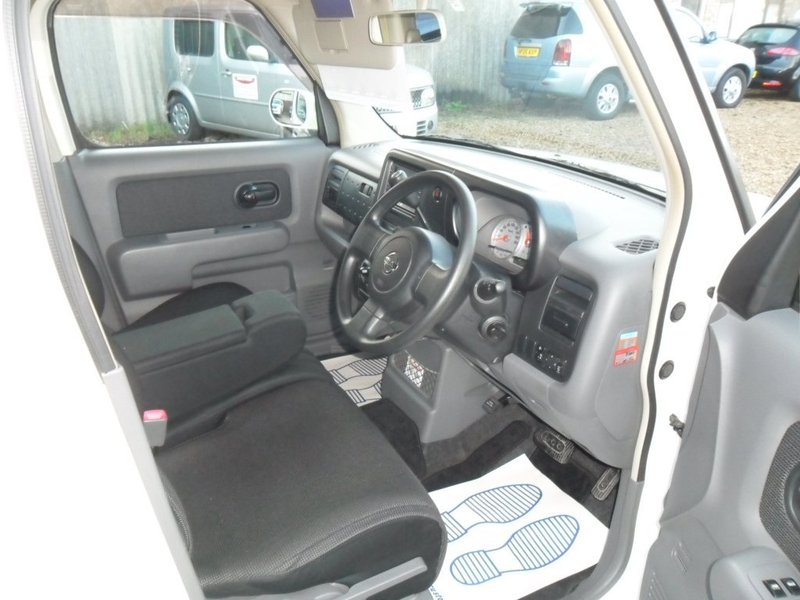 NISSAN CUBE cube xr automatic cvt 1.5 2006