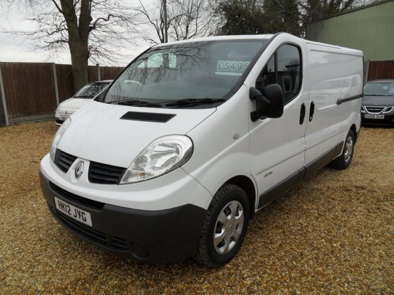 RENAULT TRAFIC dCi 115 LL LWB 29 2012