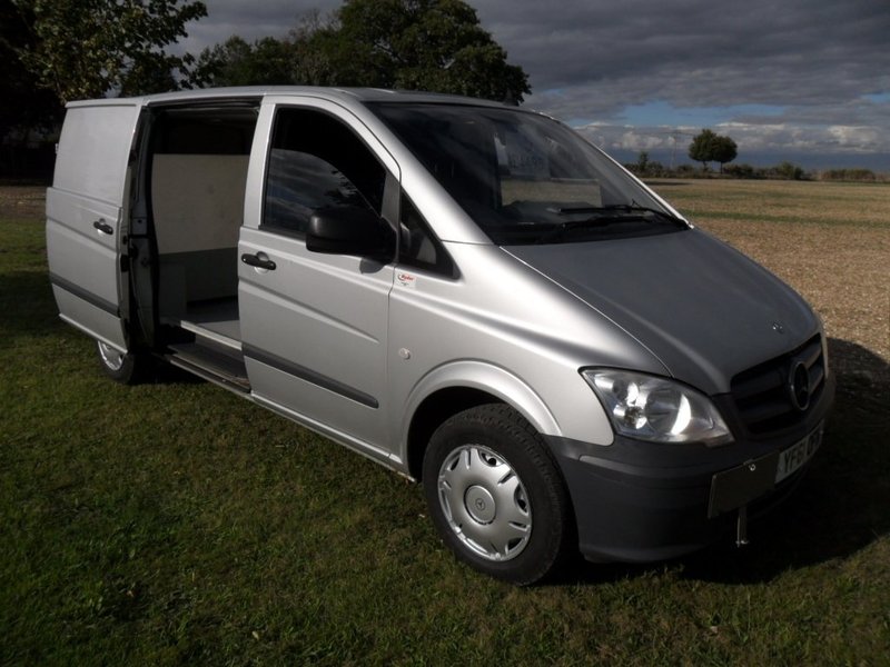 MERCEDES-BENZ VITO 113 CDI 2011