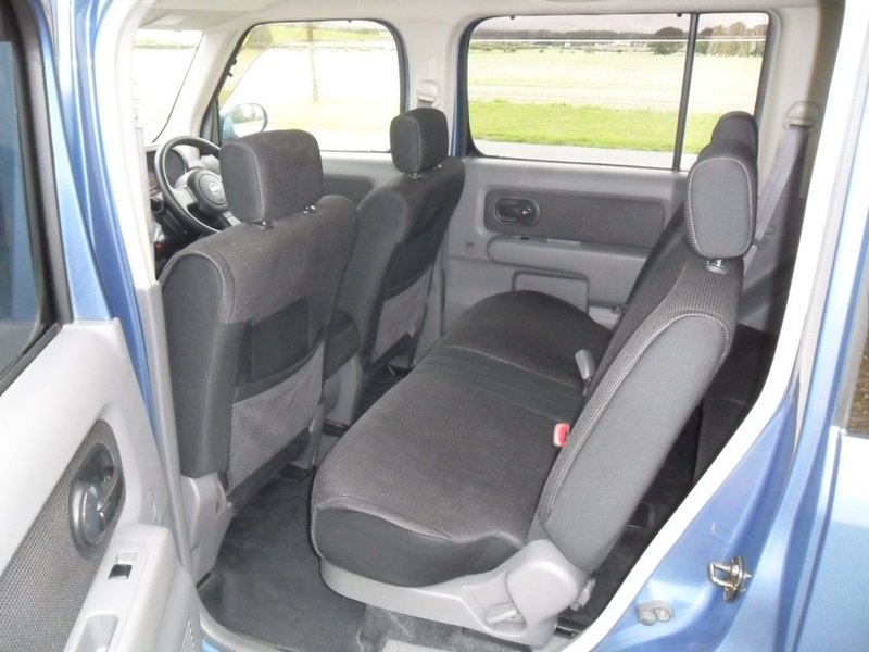 NISSAN CUBE cubic 7 seater 2006