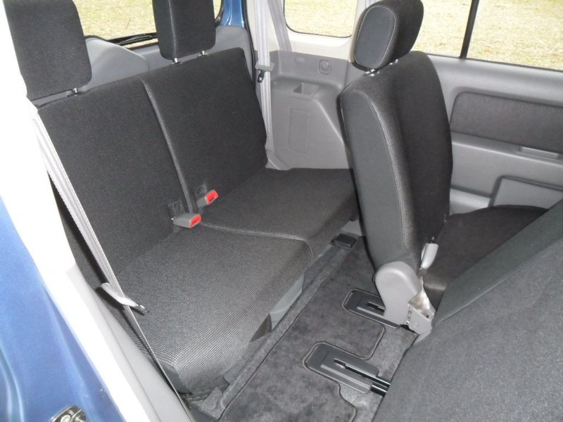 NISSAN CUBE cubic 7 seater 2006