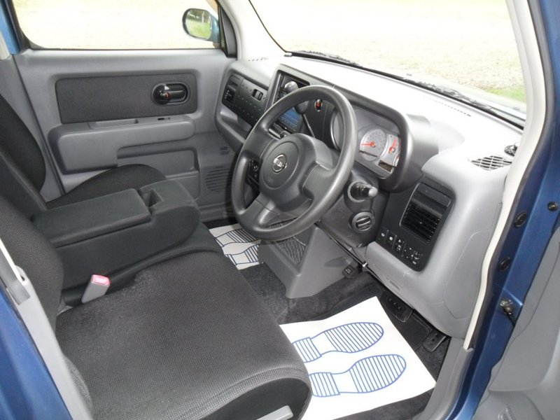 NISSAN CUBE cubic 7 seater 2006